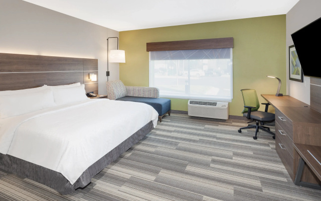 Holiday Inn Express & Suites Hudson I-94 by IHG
