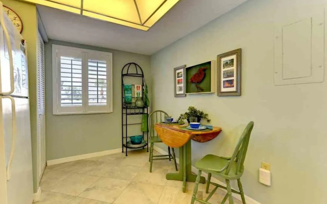 Tiffany Place 213
