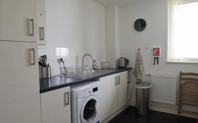 Toothbrush Apartments - Ipswich Waterfront South - Avalon Court