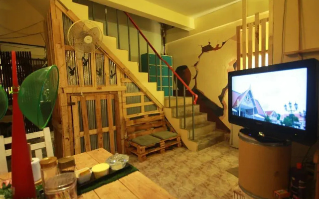 Pak-Inn Hostel Hat Yai