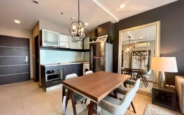Luxury 2-Bedroom Condo with Pool