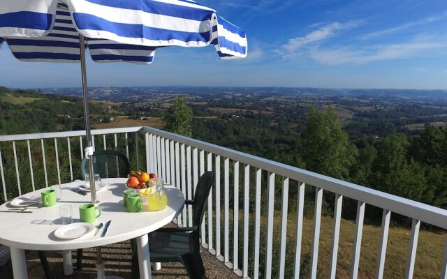 VVF Villages « Le Balcon Corrézien » Ayen