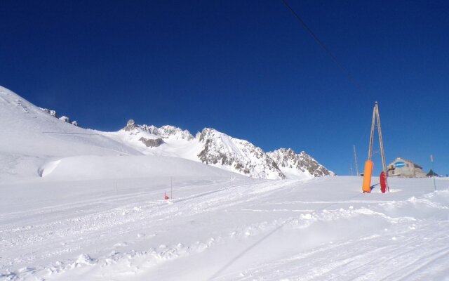 Studio in Saint-François-Longchamp, with Wonderful Mountain View And Balcony