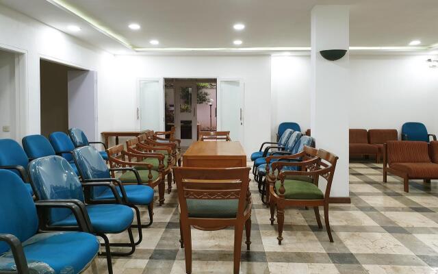 Collection O 1452 Hotel Utari