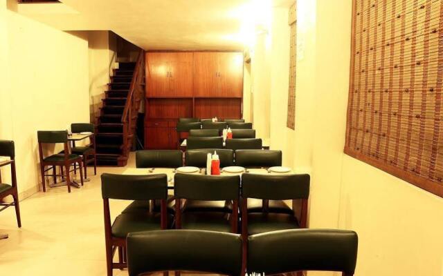 OYO 1346 Manthan Hotel