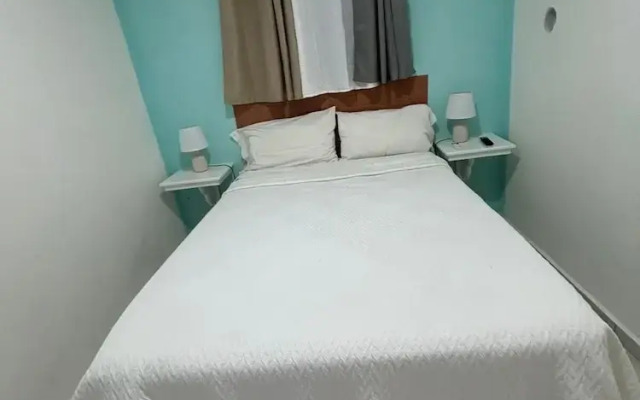 Hotel tropic pop