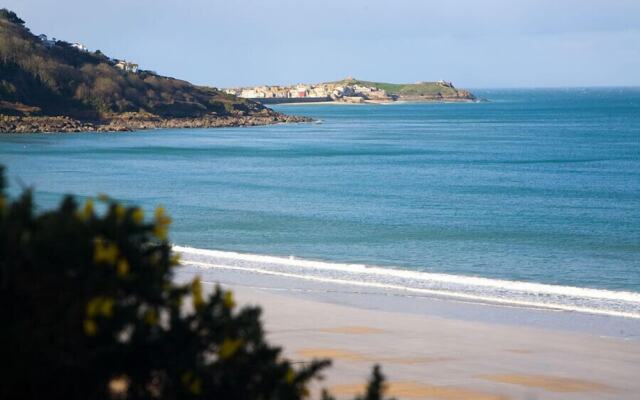 St Ives Holiday Village