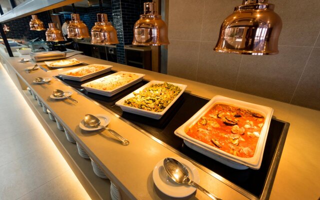Parque Nereida Suites Hotel