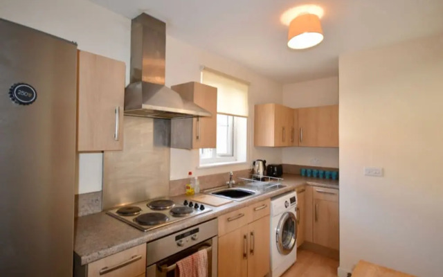 Bright 2 Bedroom Flat in Bedminster