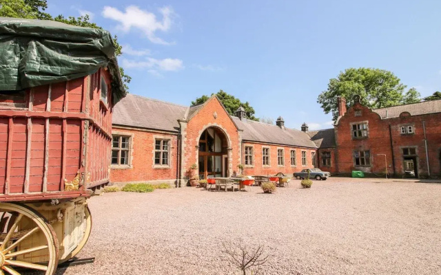 Chetwynd Lodge