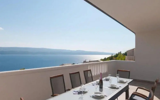 Apartment Stipic Omis - Three Bedroom Apartment With Terrace