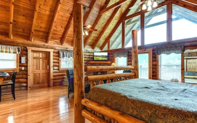 The Sugar Shack - One Bedroom Cabin