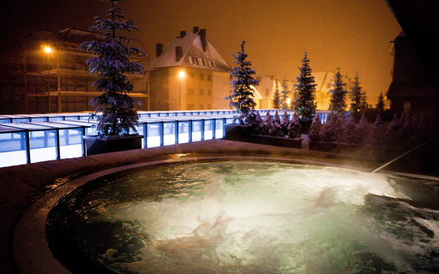 Hotel Val De Neu