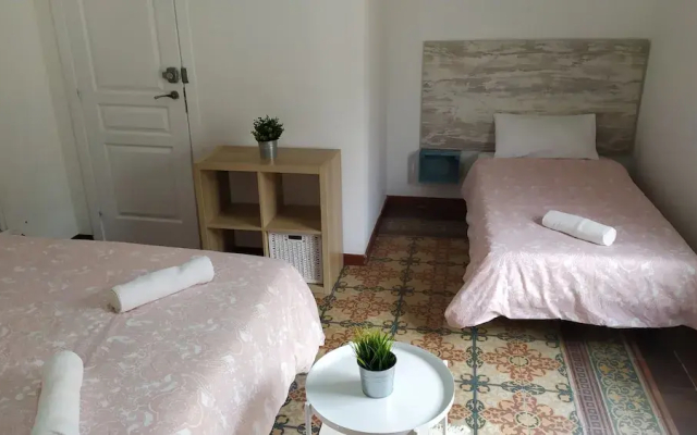 Break in Gothic Barcelona Hostal