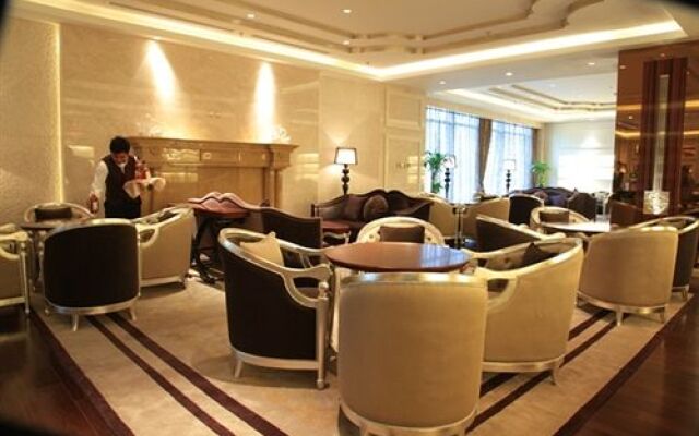 Titan Central Park Hotel