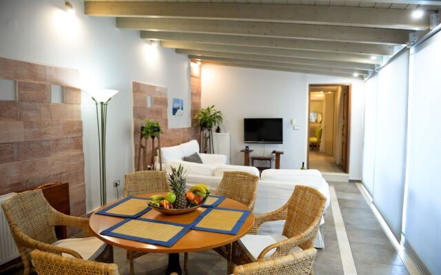 Patras Luxury Seaside House