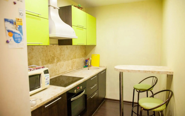 Космос на Карла Маркса 117