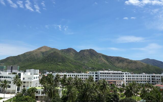 Canary Nha Trang Hotel