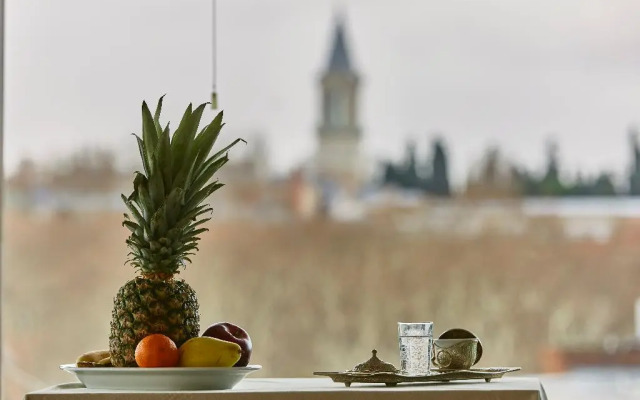 Seres Hotel Old City