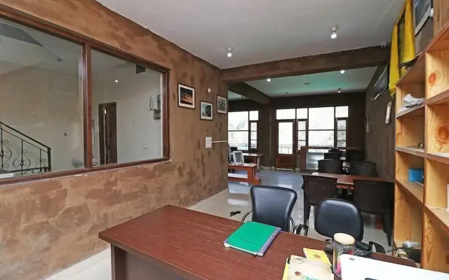 Hotel Mountain Trail By OYO Rooms