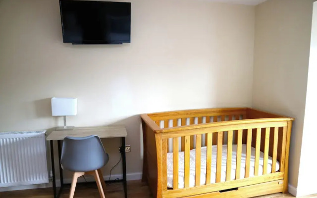 Tranent Bridge House - 6 Bedroom Retreat