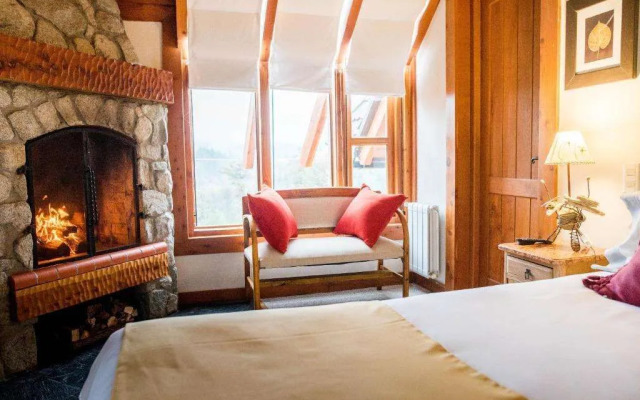 El Bosque by DOT Tradition