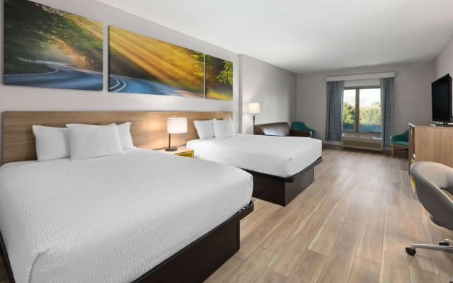 Days Inn by Wyndham Hutchinson