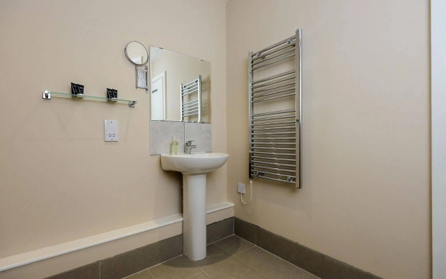 City Gate Suites