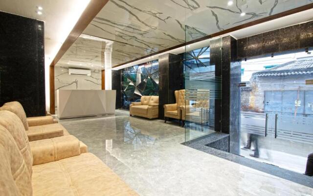 Hotel Stanley - Near Delhi International Airport