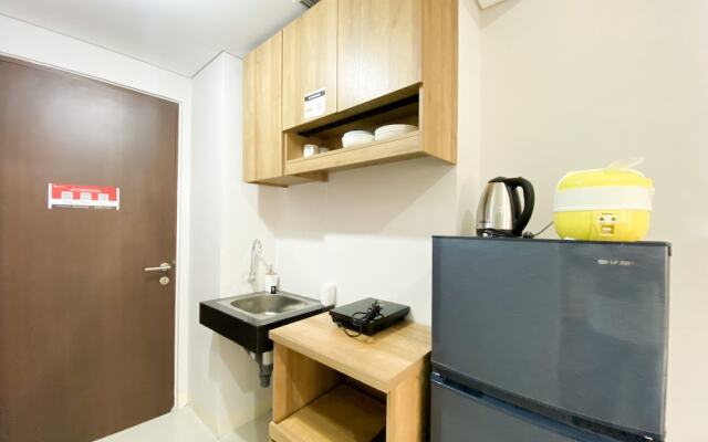 Chic And Cozy Studio Apartment At Transpark Juanda Bekasi