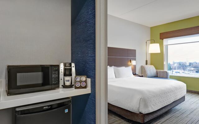 Holiday Inn Express & Suites Collingwood, an IHG Hotel