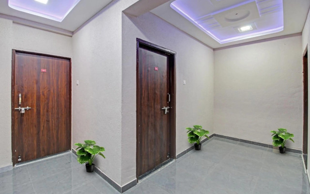 Flagship 93292 Hotel White House