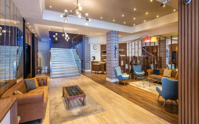 Hotel Madrid Gran Via 25, Affiliated by Meliá