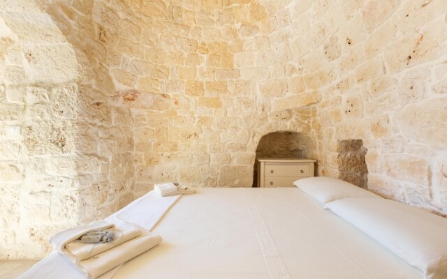 3632 Trullo Alcova del Dodo by Perle di Puglia