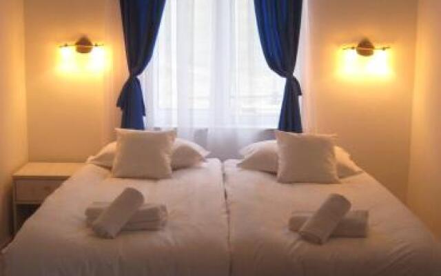 Guesthouse Evro Set