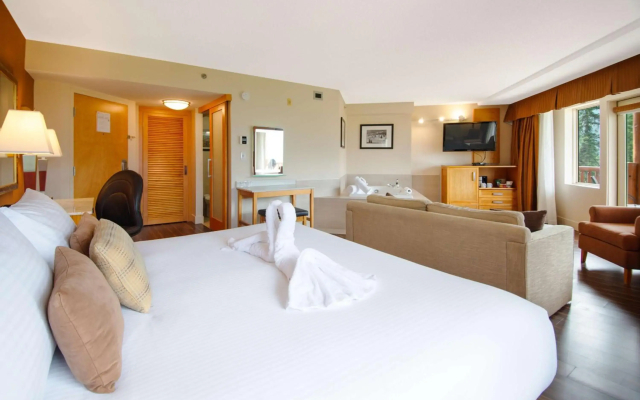 Coast Hillcrest Hotel