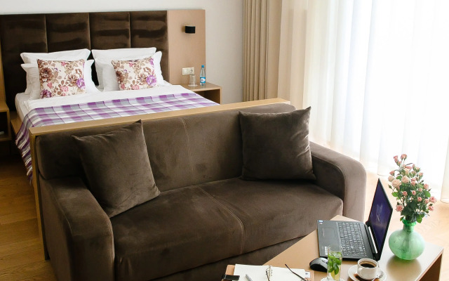 Homebridge Hotel Apartments