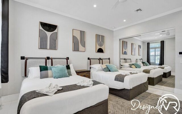 Luxurious 8BR Family Estate with Pool