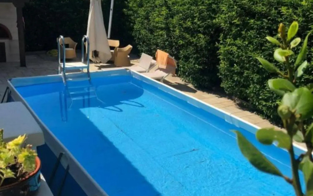 Cozy villa with pool, suitable for families,-Villa Marta