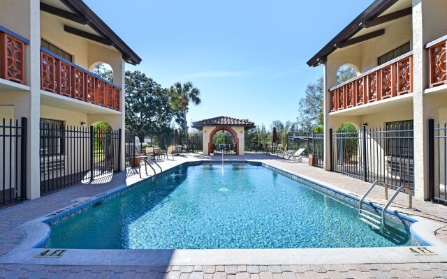 Clarion Pointe Tampa-Brandon Near Fairgrounds and Casino