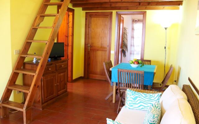 Villino Sofia 2 Bedrooms Apartment in Stintino