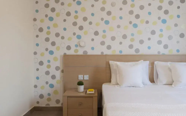 Blubay Apartments by ST Hotel