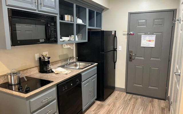 Candlewood Suites LAX Hawthorne by IHG