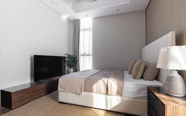 SIMPLY COMFORT Skyline Apts at Nobles Tower with Luxury Burj View