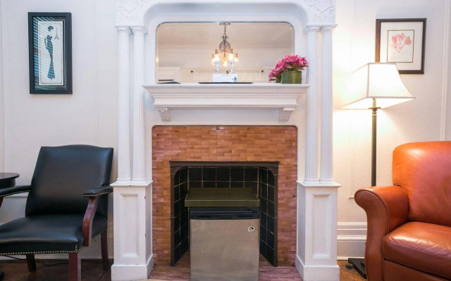Lefferts Manor Bed and Breakfast