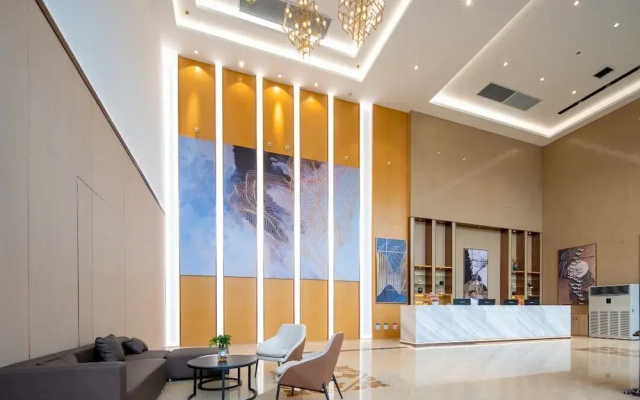 Echarm International  Guangzhou Baiyun International Airport Huadu Plaza Branch - Free Deliver Service to Guangzhou Baiyun International Airport & Free Deliver Service to Canton Fair Complex During Canton Fair Period
