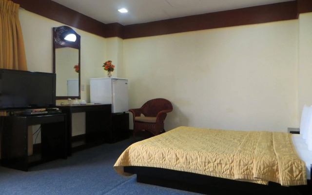 Paragon Suites