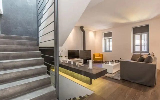Stylish Maisonette, Kerameikos