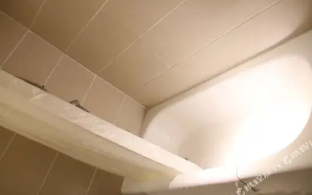 Heman Vinelea Zijinyuan Hotel (Xiangshan Shipu Fishing Port Ancient City Scenic Area)