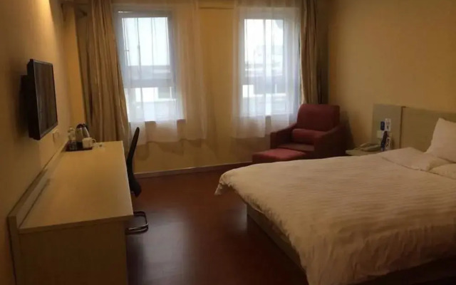 Hanting Hotel (Dujiangyan Xuanhuamen)